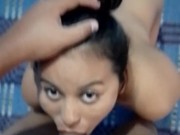 Hermosa chica mexicana dando un oral a su novio 1/16