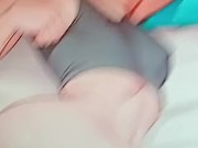 chupando el culo, la verga mojada, y la boca a hentai trans cute en la habitacion, primer plano 4/16