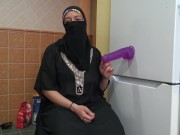 Saudi Arab Cuckold Wife Wants Big Dicks 1/16