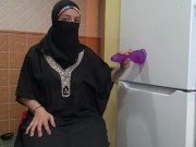 Saudi Arab Cuckold Wife Wants Big Dicks 12/16