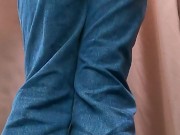 巨乳JKがジーンズでおしがまおもらしオナニー 8/16