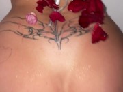 My roommate joined me in a bath and i cum on her big ass 13/16