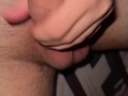 Me masturbo mi polla dura 6/16