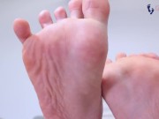 Andrea´s feet teasing 13/16