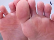 Andrea´s feet teasing 14/16