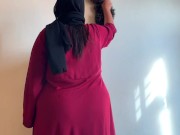 Morocco Hotel Maid Cleaning My Room & i see her Big PAWG & i Start Masturbating! 4/16