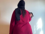 Morocco Hotel Maid Cleaning My Room & i see her Big PAWG & i Start Masturbating! 6/16