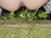 Babe pulls down her jeans to piss 4/16