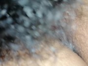 Estímulo su clitoris con mi glande y le meto solo la puntita para dejarla con las ganas 11/16