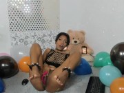 Lovely feet and delicious pussy 3/16