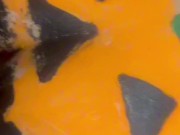 Le chupo la polla rico al vecino y termina partiendome la calabaza en halloween 5/16