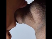 ¡LA MEJOR BOCA DE ORDEÑO TE HIZO CORRERTE DOS VECES! Sensual PREPUCIO Mamada! Chupando polla 1/16