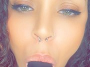 British hottie deep throat’s fat dildo 14/16