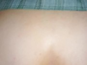 SORPRENDO A MI HERMANASTRA NALGONA JUGANDO CON SU DILDO Y DECIDO DARLE UNA MANO! 2/16