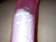 SORPRENDO A MI HERMANASTRA NALGONA JUGANDO CON SU DILDO Y DECIDO DARLE UNA MANO! 5/16
