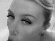 Bathtub fun 👅 11/16