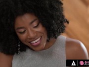 Sexy Girls Fuck During Hot Massage FRENCH SUBTITLES 3/16