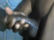 SOLO GUY MASTURBATING IN THE BATHROOM 3/16