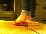 Would you like a footjob on the cockboarding table? 6/16