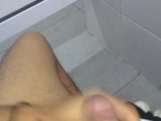 EXPRIMIENDO LA VERGA 💦 6/16