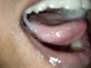 කැරිකටේ පුරෝගෙන අම්මෝ-Sexy girl sucking Juice in the mouth 10/16