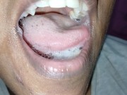 කැරිකටේ පුරෝගෙන අම්මෝ-Sexy girl sucking Juice in the mouth 4/16