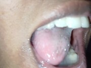 කැරිකටේ පුරෝගෙන අම්මෝ-Sexy girl sucking Juice in the mouth 9/16