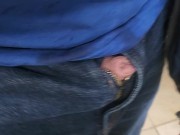 Pissing in the sunny kitchen 5/16