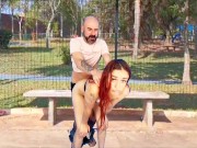 Sexo em público no ponto de ônibus ao ar livre! 12/16