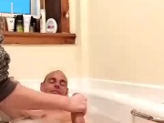 Getting a blowjob in the bath 12/16