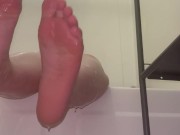 dripping wet feet 12/16