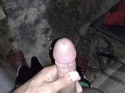 a si me masturbo y me saco el semen de mi larga polla rica eyaculacion 11/16