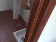 British man gets lucky when Syrian refugee knocks on his door 16/16