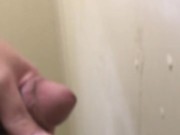 吐息が止まらない！足をガクガクさせながらの射精！ 16/16