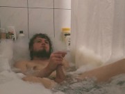 Wanking D in Jacuzzi 14/16