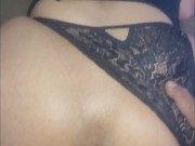 Verificando a capacidade anal da garota pequena 6/16