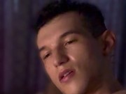 Hombre sensual se acaricia mientras desea el coño y culo de esa mujer 16/16