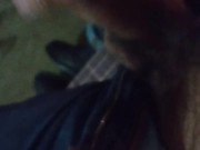 Me pongo cachondo mientras veo la tv y me vengo 3/16