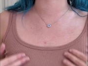 Devine la taille de mes seins - Française gros seins naturels 12/16