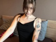 Beautiful bitch in a dark suit shows her tits💕 1/16