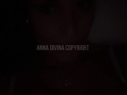 Brunette baise avec son amant pendant que son mari est au lit 1/16