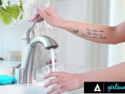 Wild Squirter Teaches Hot Babe How 2/16