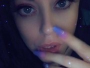 Blowing kisses 11/16