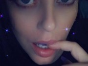 Blowing kisses 15/16