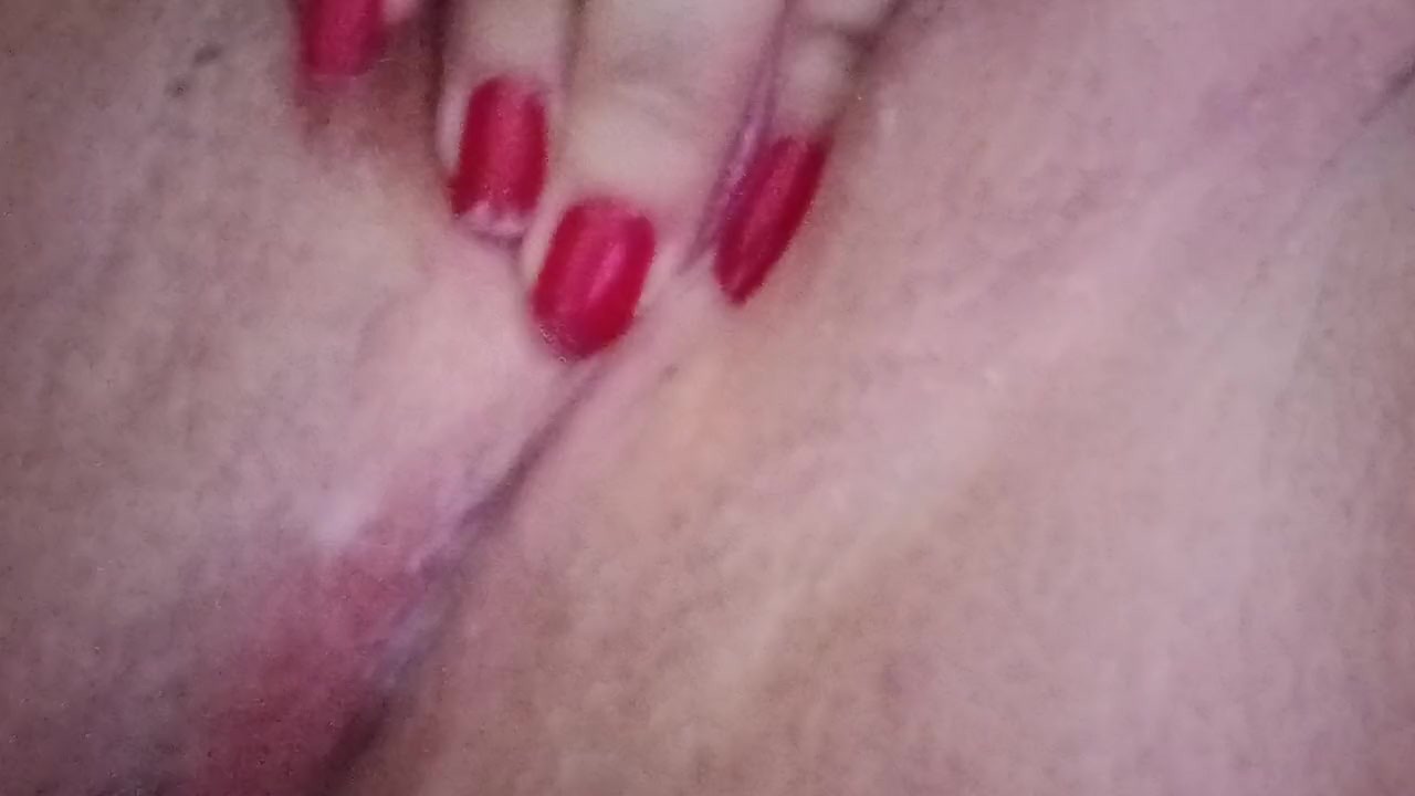 سورية ممحونة تنزل لبنها وتصور لزوجها الممحون - Free Sex Video - RedTube