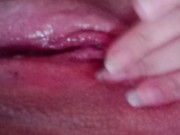 اجمل كس زهري لسورية تصور كسها وتنزل لبنها وتبعت لزوجها 11/16