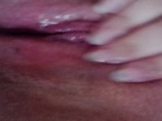 اجمل كس زهري لسورية تصور كسها وتنزل لبنها وتبعت لزوجها 16/16