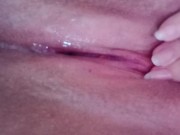 اجمل كس زهري لسورية تصور كسها وتنزل لبنها وتبعت لزوجها 7/16