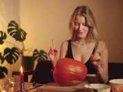 Cozy Halloween Pumpkin Carving with Your Girlfriend 1/16