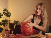 Cozy Halloween Pumpkin Carving with Your Girlfriend 10/16